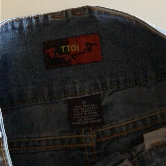 Skirt - Picture 3 of 3